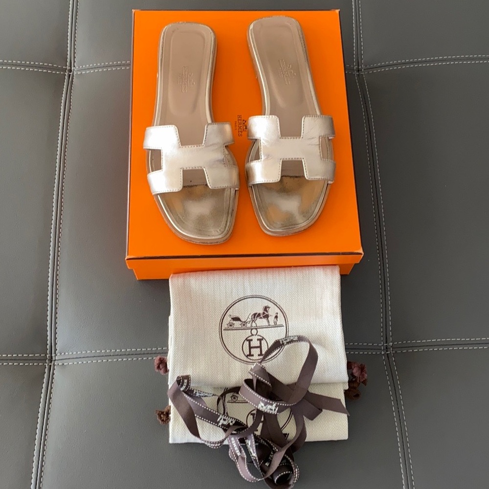 Hermes Rose Gold Metallic Oran Sandals 38.5